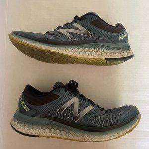 New Balance Men's Fresh Foam Blue Running Sneakers M1080GY7 Size 9.5 D